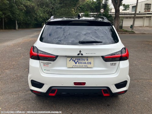 Mitsubishi OUTLANDER HPE BLACK EDITION AWD 2021/2022